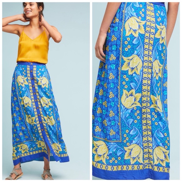 Anthropologie Dresses & Skirts - Anthropologie button down front floral skirt